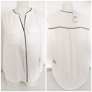 🆕 White Sleeveless Top With Pocket Sz M